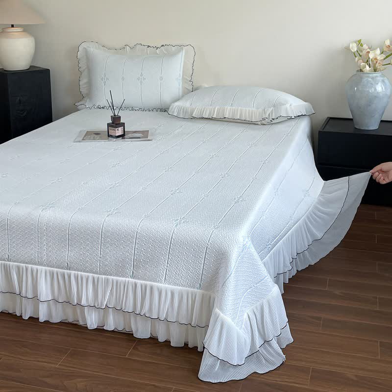Ownkoti Ruffled Vertical Floral Bedspread Set - image 3