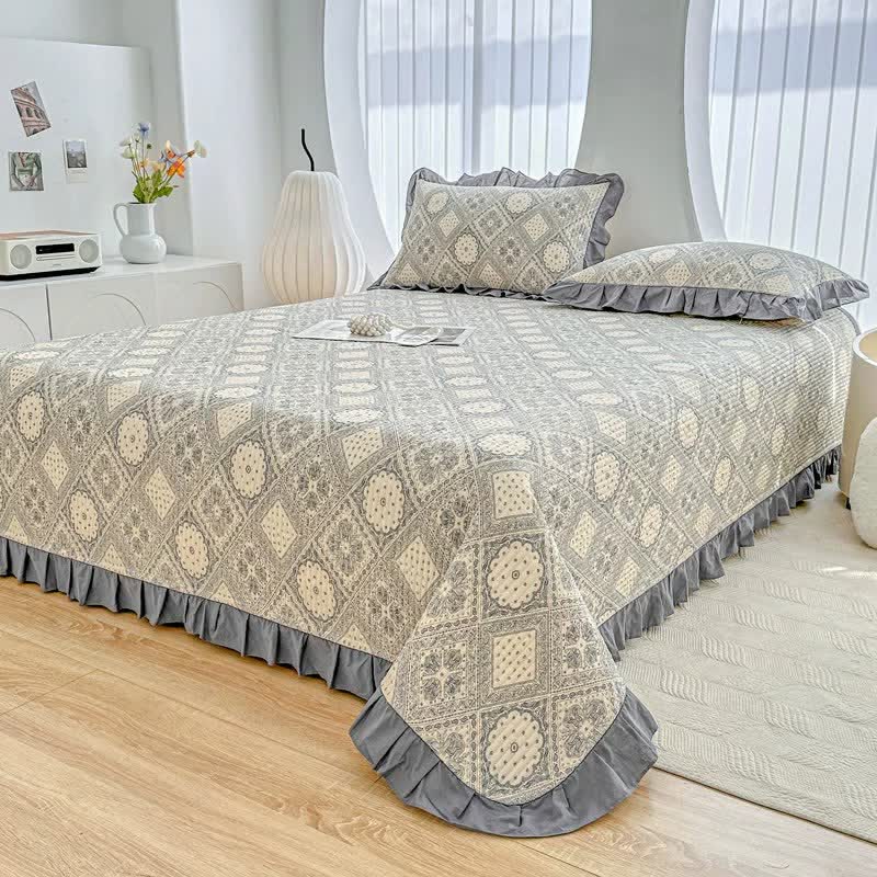 Ownkoti Ruffled Vintage Geometric Twill Cotton Coverlet - image 3