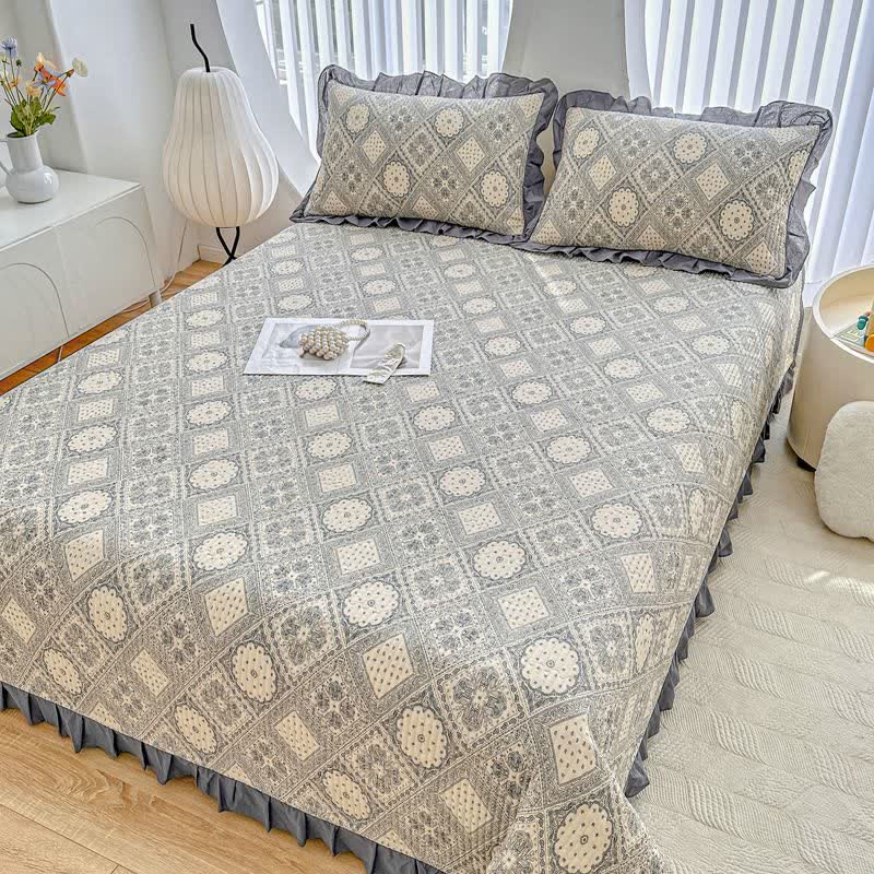 Ownkoti Ruffled Vintage Geometric Twill Cotton Coverlet - image 4