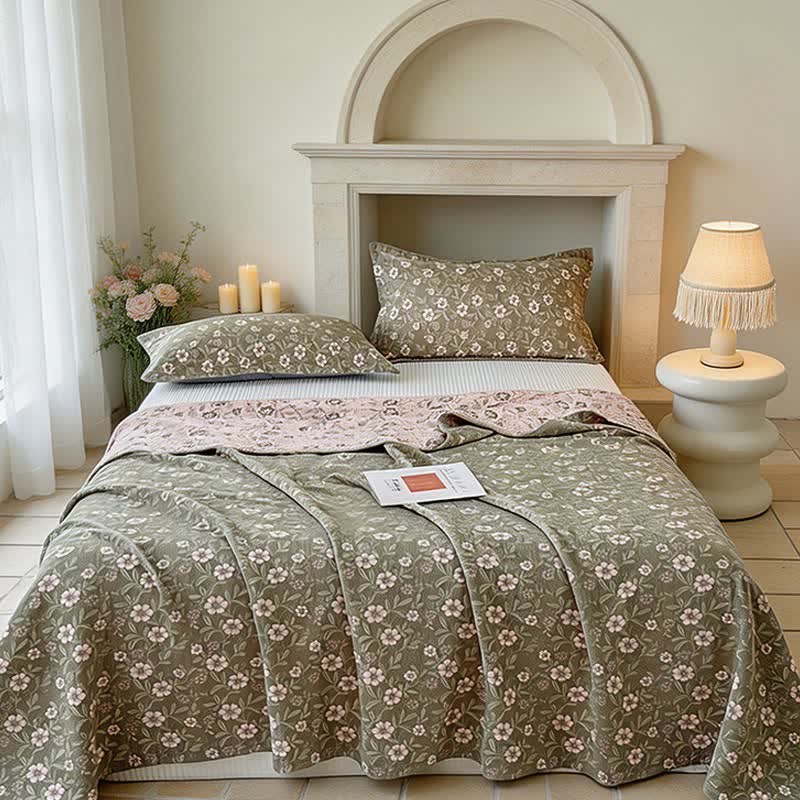Ownkoti Reversible Rustic Flower Jacquard Cotton Quilt - Green - 2PCS Pillowcases - 19" x 29" - image 0