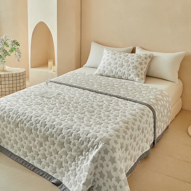 Ownkoti Neutral Star Pattern Reversible Quilt Set - image 4