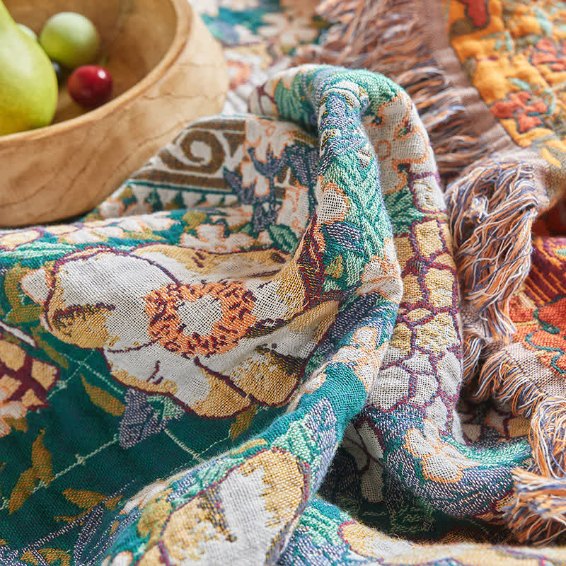 Ownkoti Reversible Botanical Muslin Quilt with Retro Fringe - image 5