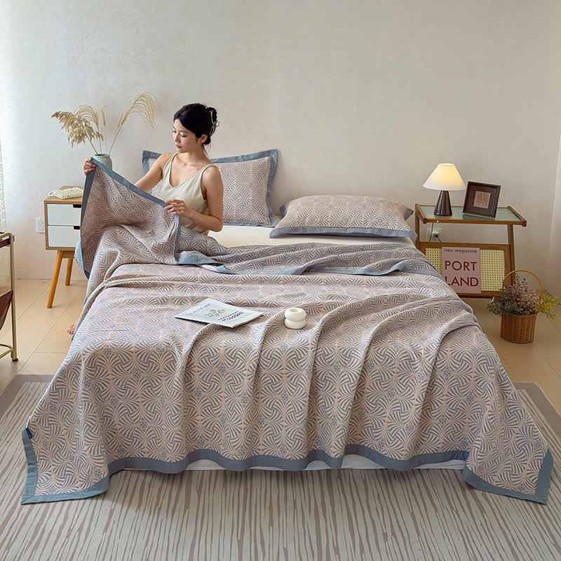OwnkotiJacquard Reversible 3-layer Geometric Blanket Quilt - image 1