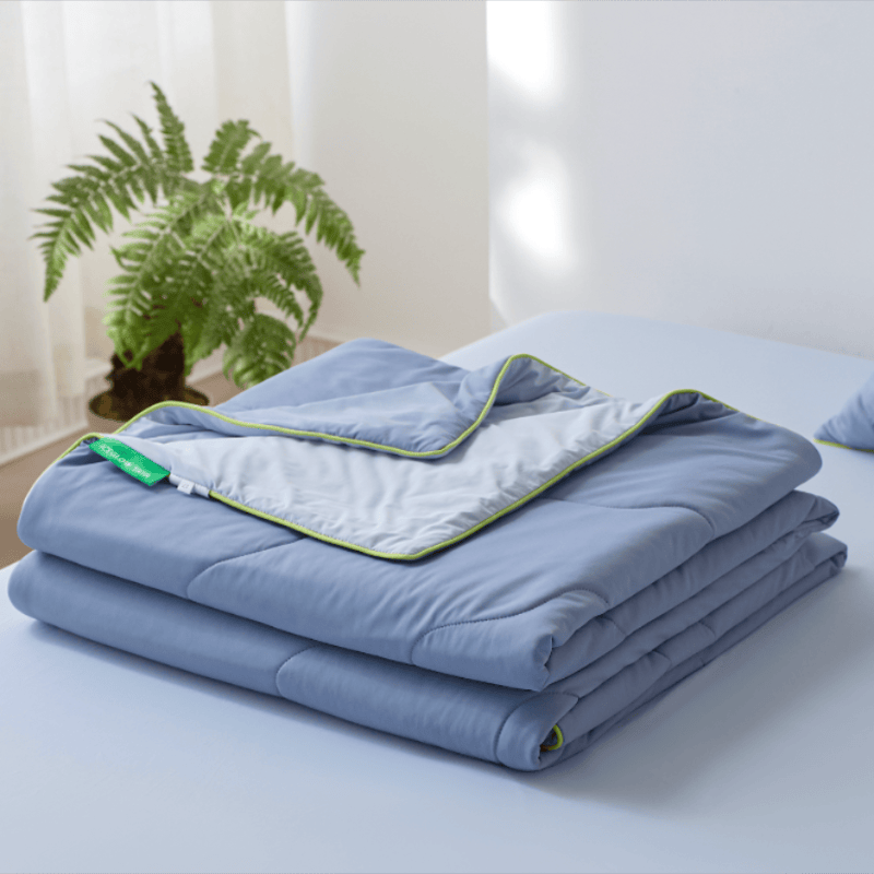 Ownkoti Double-Sided Cooling Lightweight Summer Comforter - image 5