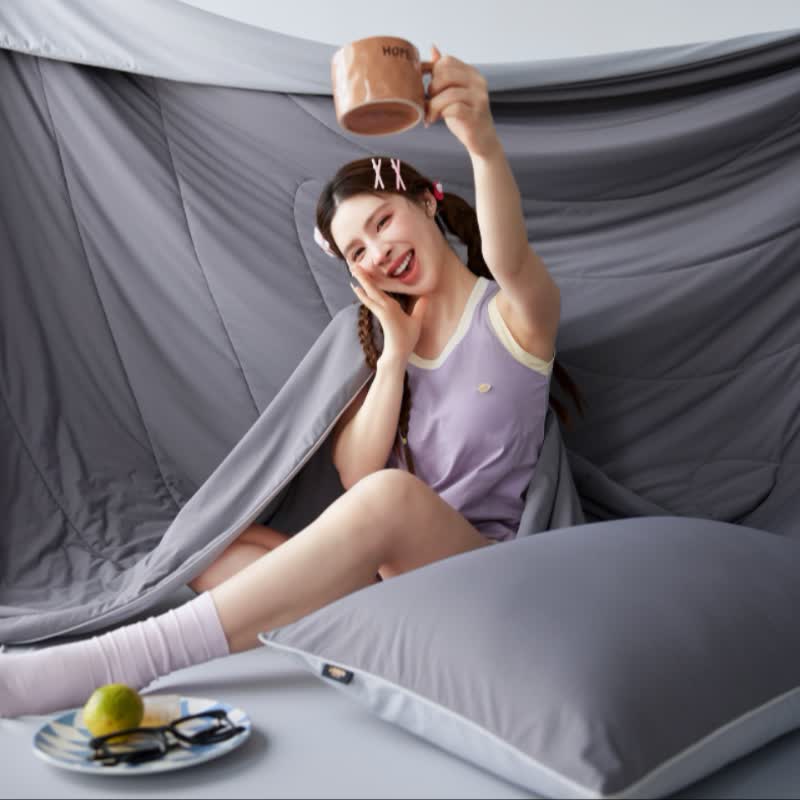 Ownkoti Nordic Cooling Lightweight Summer Comforter - image 11
