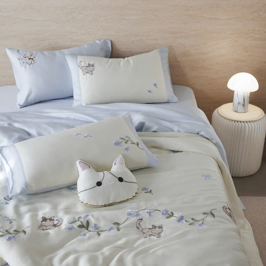 Ownkoti Cat Trail Floral Lyocell Bedding Set - Blue - King - 4-Piece Bedding Set - image 0