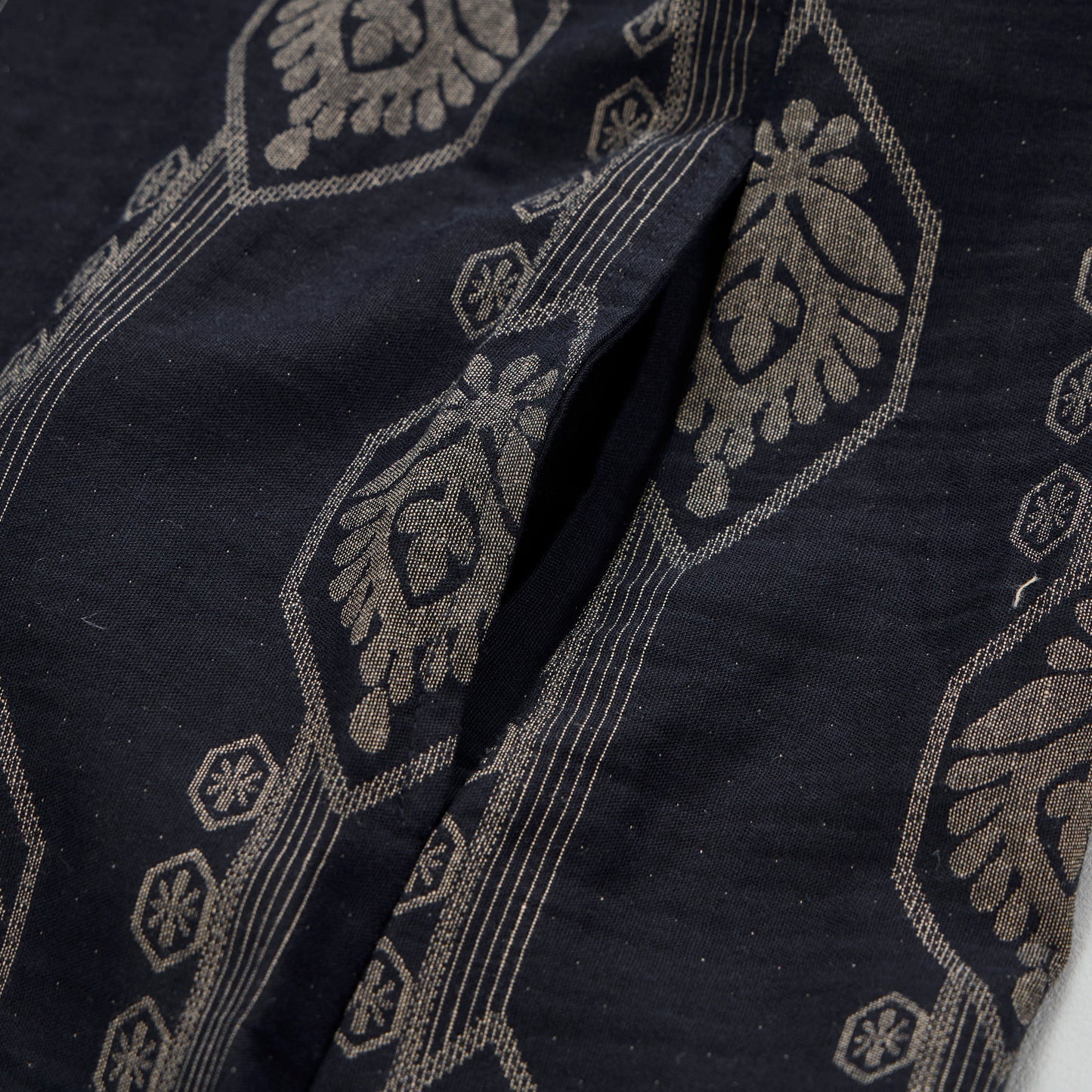 Ownkoti Vintage Navy Blue Geometric Cotton Nightdress - image 6