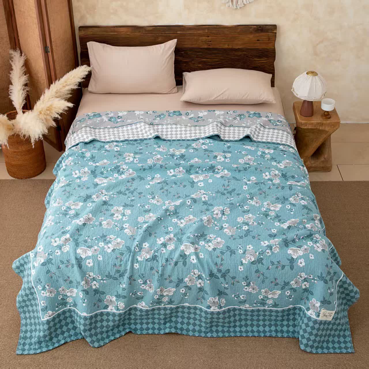Ownkoti Prairie Garden Lightweight Bedspread Quilt - Blue - King - image 0