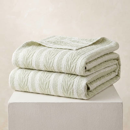 Ownkoti Scandinavian Leaf Stitch Cotton Quilt - image 3