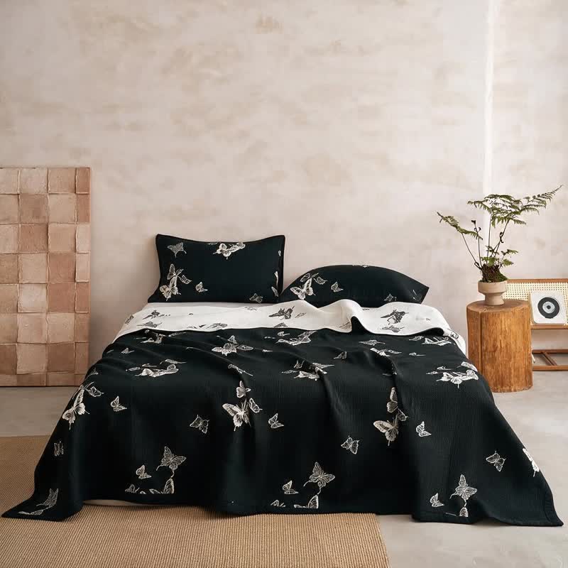 Ownkoti Monochrome Butterfly Cotton Gauze Quilts - Black - Quilt with 2PCS Pillowcases - Cal King - image 2