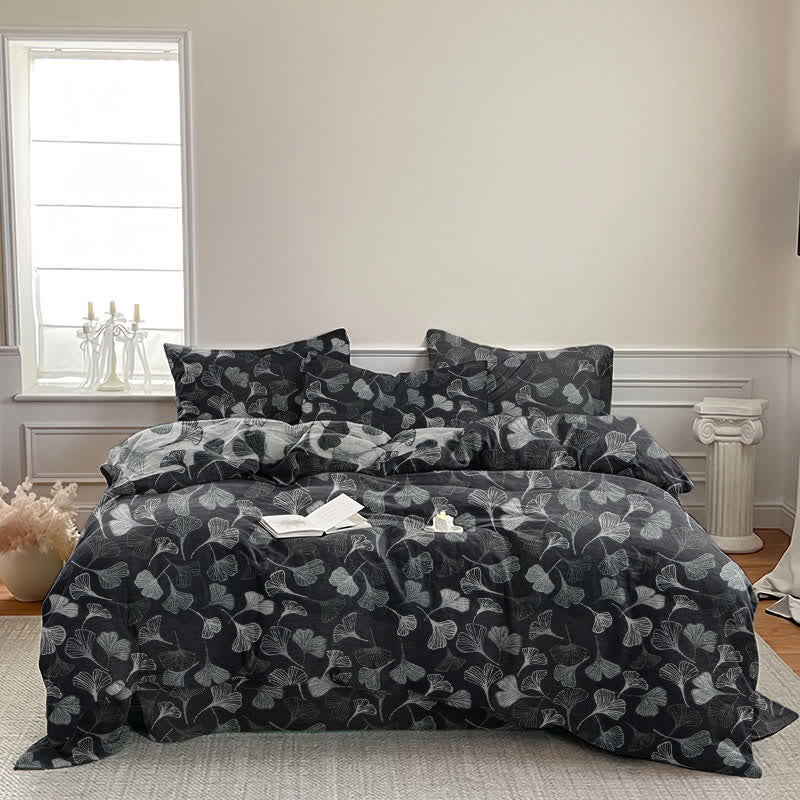 Ownkoti Vintage Black Ginkgo Leaf Reversible Cotton Bedding Set - image 1