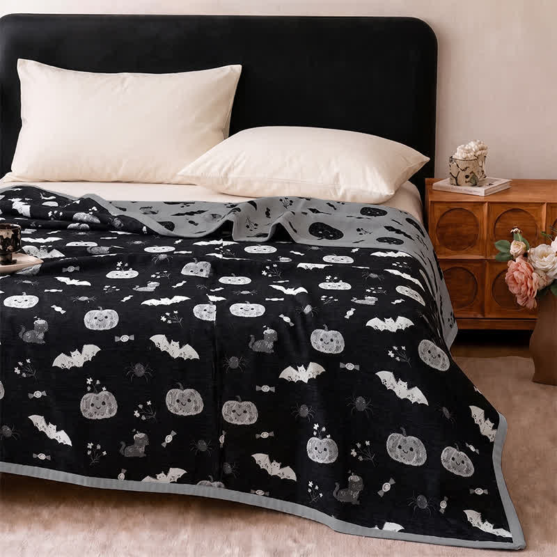 Ownkoti Cute Halloween Pumpkin Bat Reversible Cotton Blanket - image 3