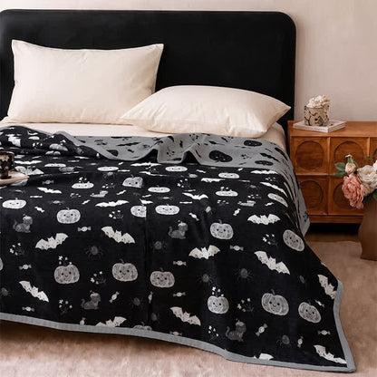 Ownkoti Cute Halloween Pumpkin Bat Reversible Cotton Blanket - image 3