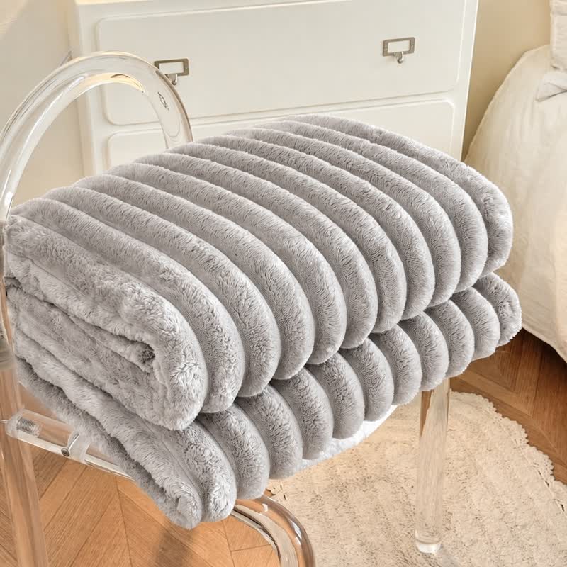 Ownkoti Soft & Warm Cozy Fleece Blanket - image 25