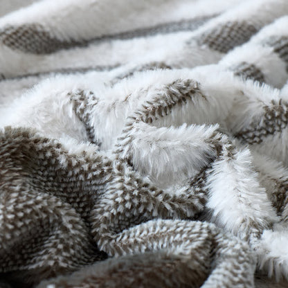 Ownkoti Modern Botanical Fleece Throw Blanket - image 3
