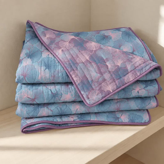 Ownkoti Reversible Ginkgo Leaf Cotton Gauze Quilt - Blue - Summer Quilt - King - image 0