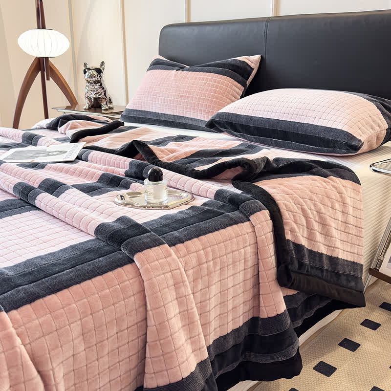 Ownkoti Geometric Grid Stripe Soft Throw Blanket - image 15