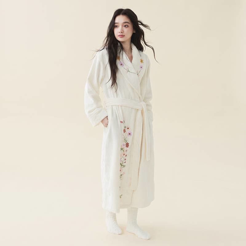 Ownkoti Floral Embroidered Long Shawl Collar Bathrobe - image 2