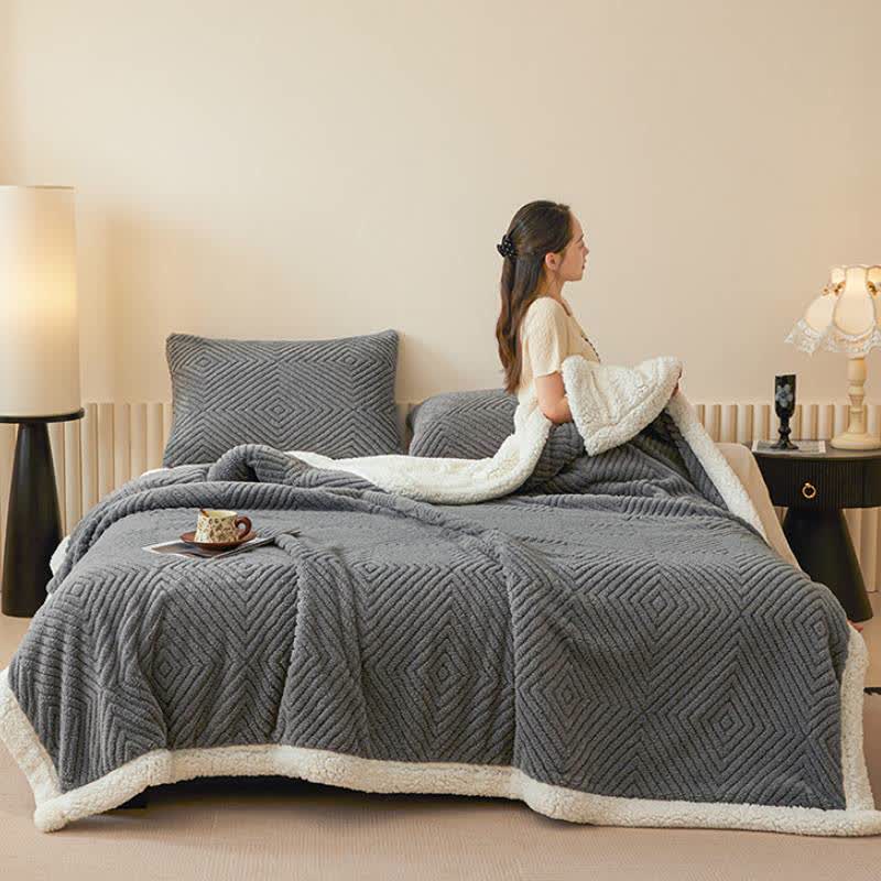 Ownkoti Diamond-Weave Sherpa Throw Blanket - image 6