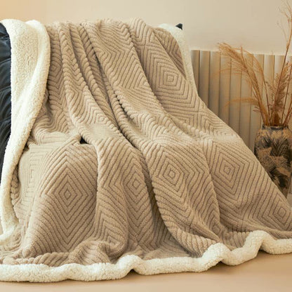 Ownkoti Diamond-Weave Sherpa Throw Blanket - image 3