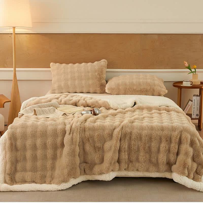 Ownkoti Wavy Plush Fleece Double-Layer Sherpa Blanket - Khaki - 2PCS Pillowcases - 19" x 29" - image 1