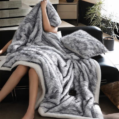 Ownkoti Luxury Faux Fur Throw Blanket - image 2