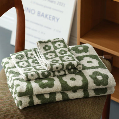 Ownkoti Plaid Flower Breathable Cotton Towel - image 2
