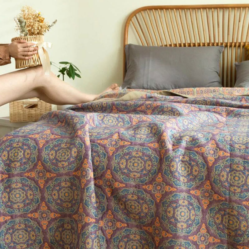 Ownkoti Retro Flower Pattern Cotton Reversible Quilt