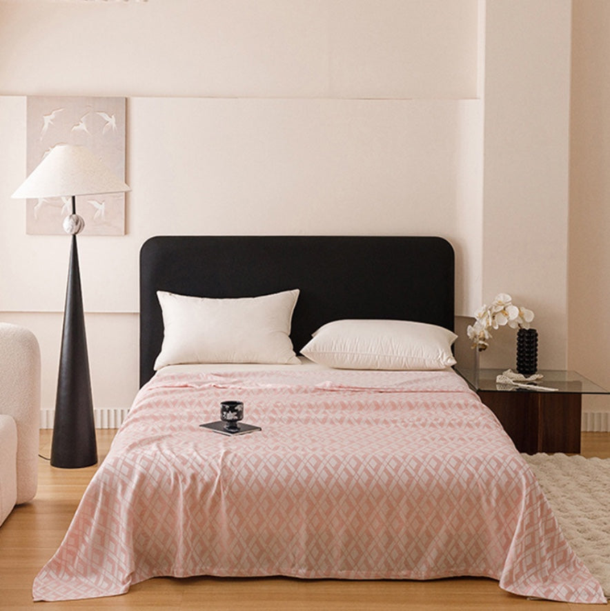 Ownkoti Multicolor Rhombus Pattern Bamboo Fiber Quilt - Pink - Queen - image 0