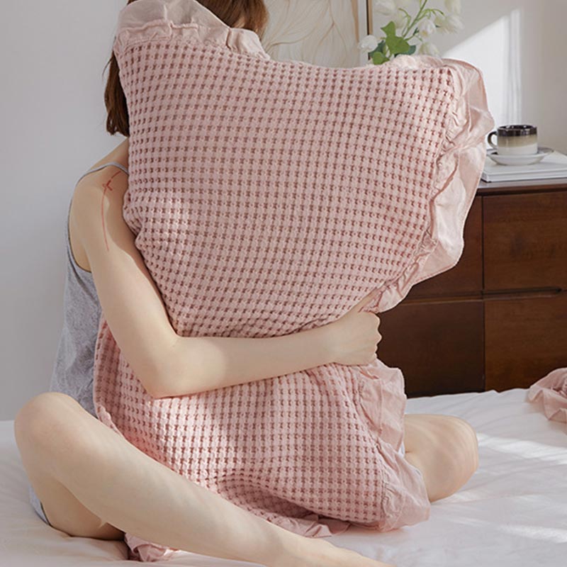 Ownkoti Waffle Weave Cotton Pillowcases with Ruffle (2PCS) - image 4