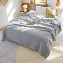 Solid Grid Print Cotton Reversible Quilt – ownkoti