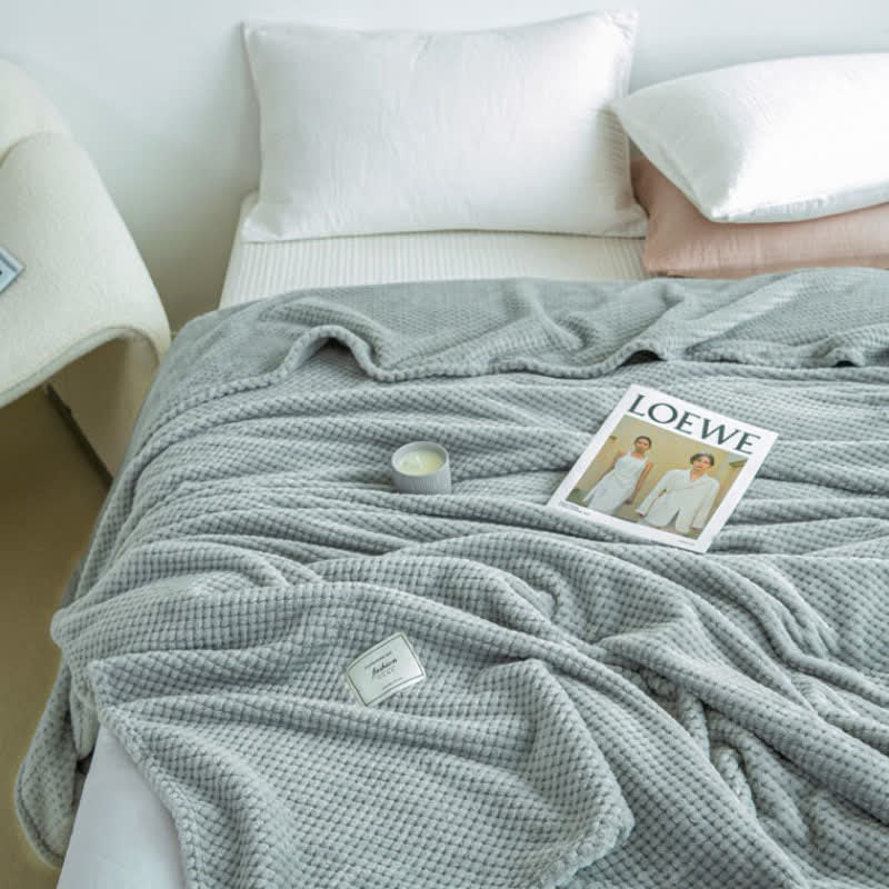 Ownkoti Modern Lightweight Soft Throw Blanket - image 19
