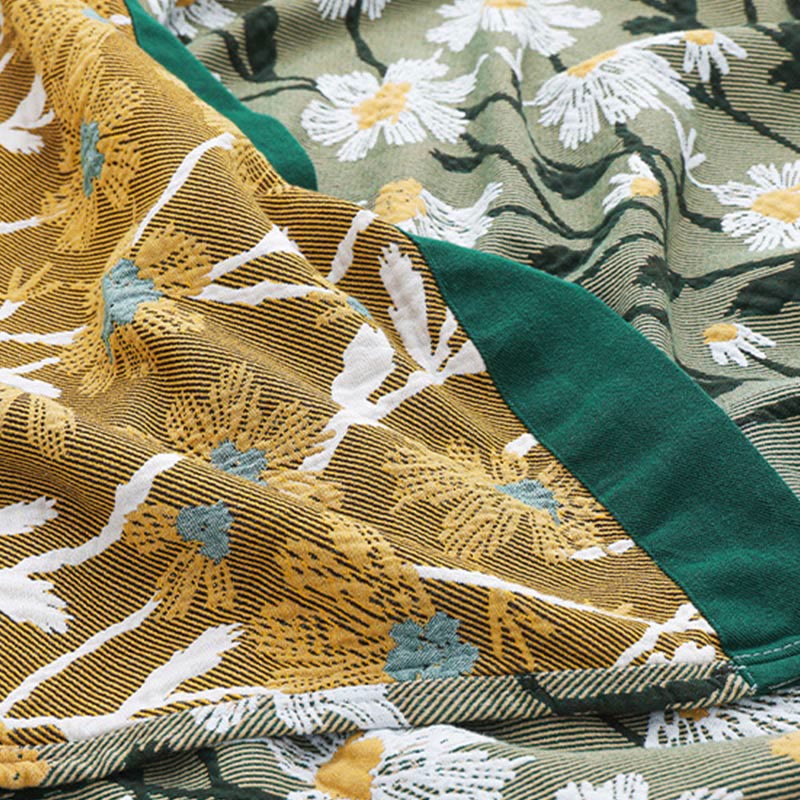 Ownkoti Daisy Print Cotton Soft Reversible Quilt - image 10