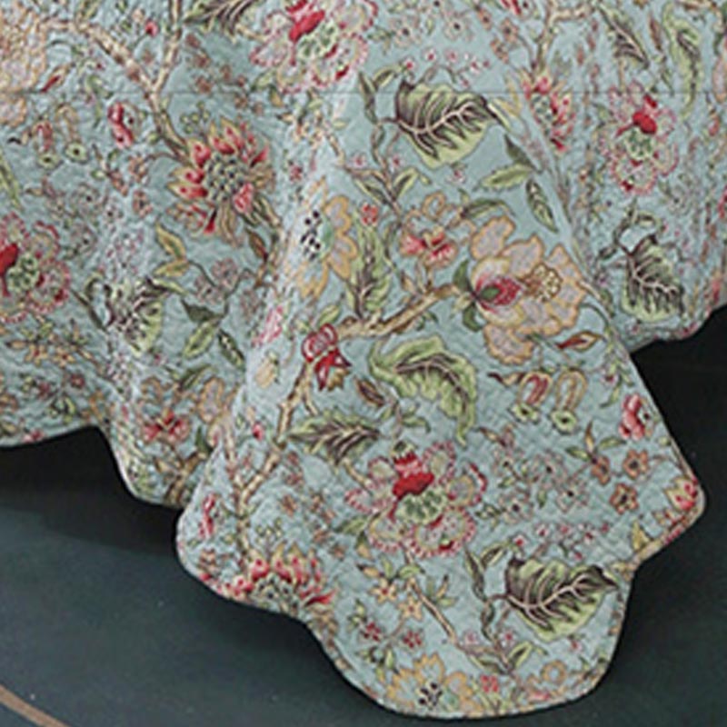 Ownkoti Vintage Flower Quilt with Pillow Shams - image 7