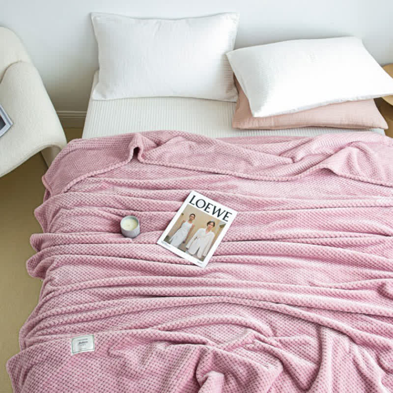 Ownkoti Modern Lightweight Soft Throw Blanket - image 1