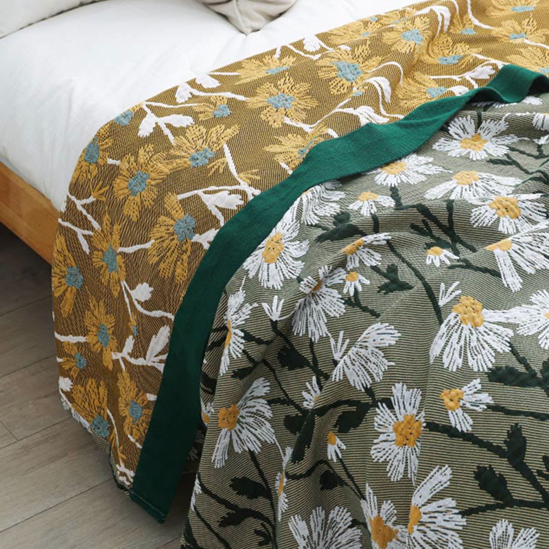 Ownkoti Daisy Print Cotton Soft Reversible Quilt - image 5