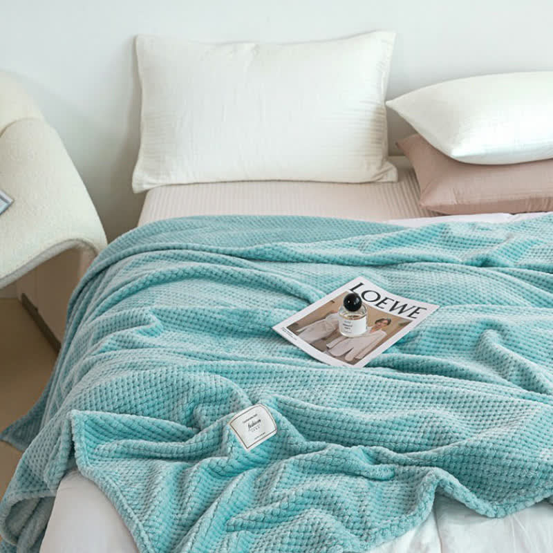 Ownkoti Modern Lightweight Soft Throw Blanket - image 8